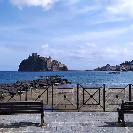 Casetta Emilia Vicino Al Mare Ischia Bagian luar foto